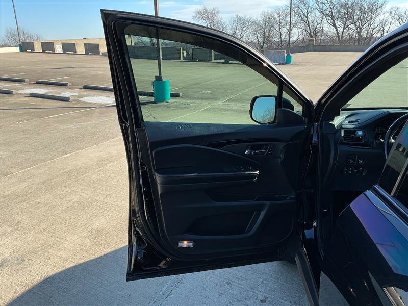 Used 2017 Honda Ridgeline Black Edition image 26