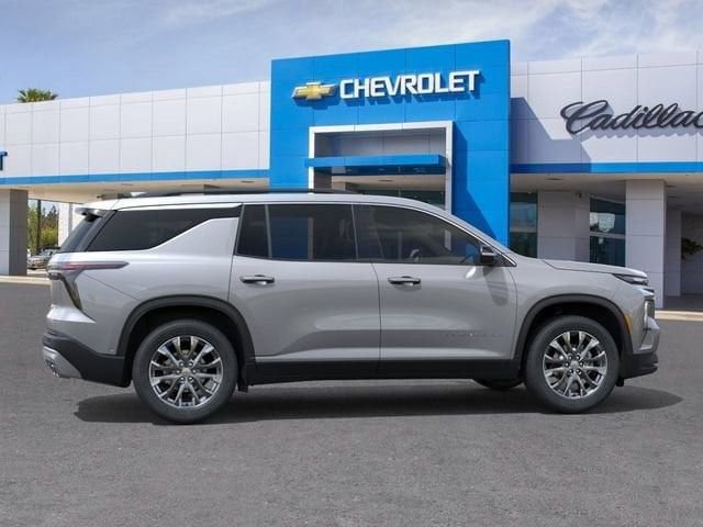 New 2026 Chevrolet Traverse LT w/ Sun and Wheel Package AWD/4WD image 3