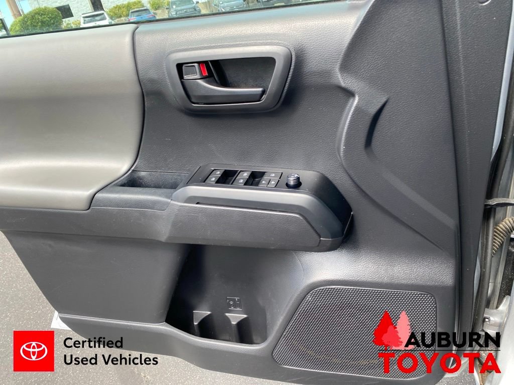 Certified 2022 Toyota Tacoma SR AWD/4WD image 34