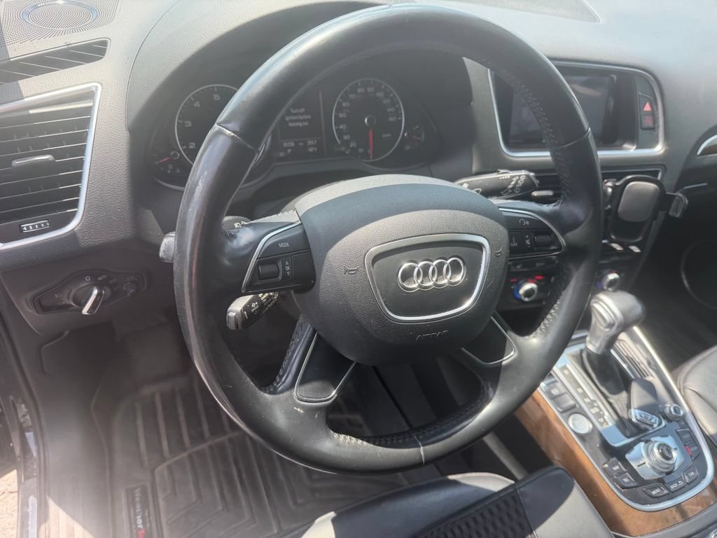 Used 2017 Audi Q5 2.0T Premium Plus w/ Technology Package AWD/4WD image 8