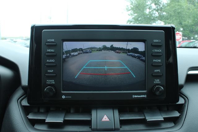 Used 2022 Toyota RAV4 XLE FWD image 20
