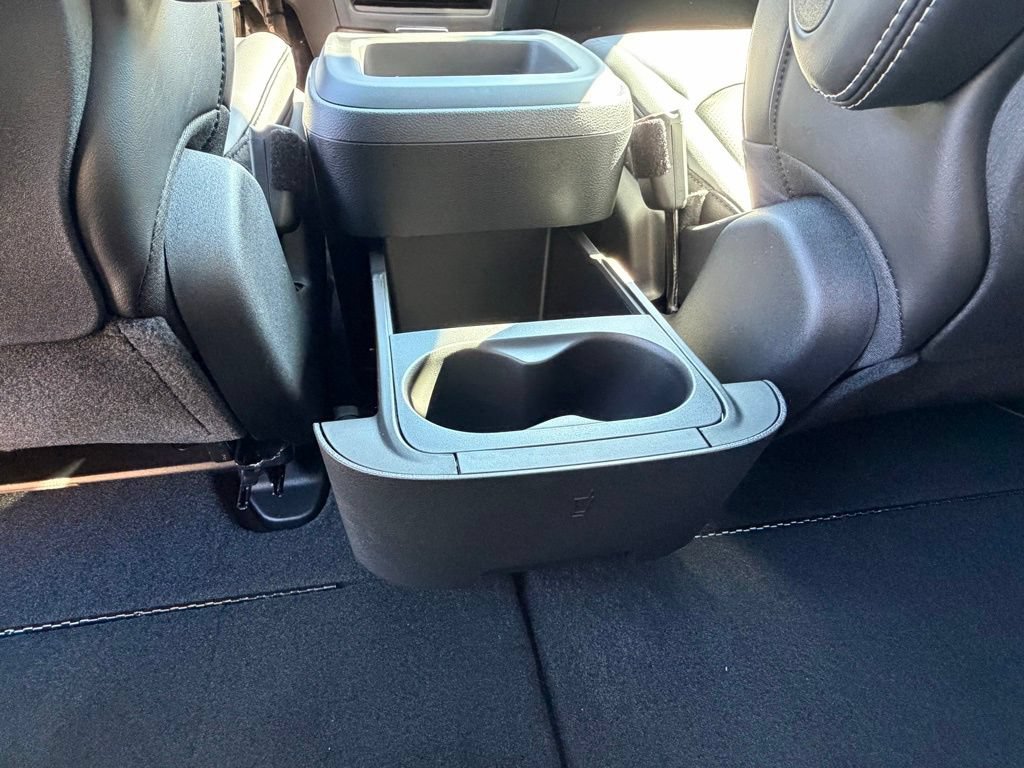 New 2026 Chrysler Pacifica Select FWD image 29