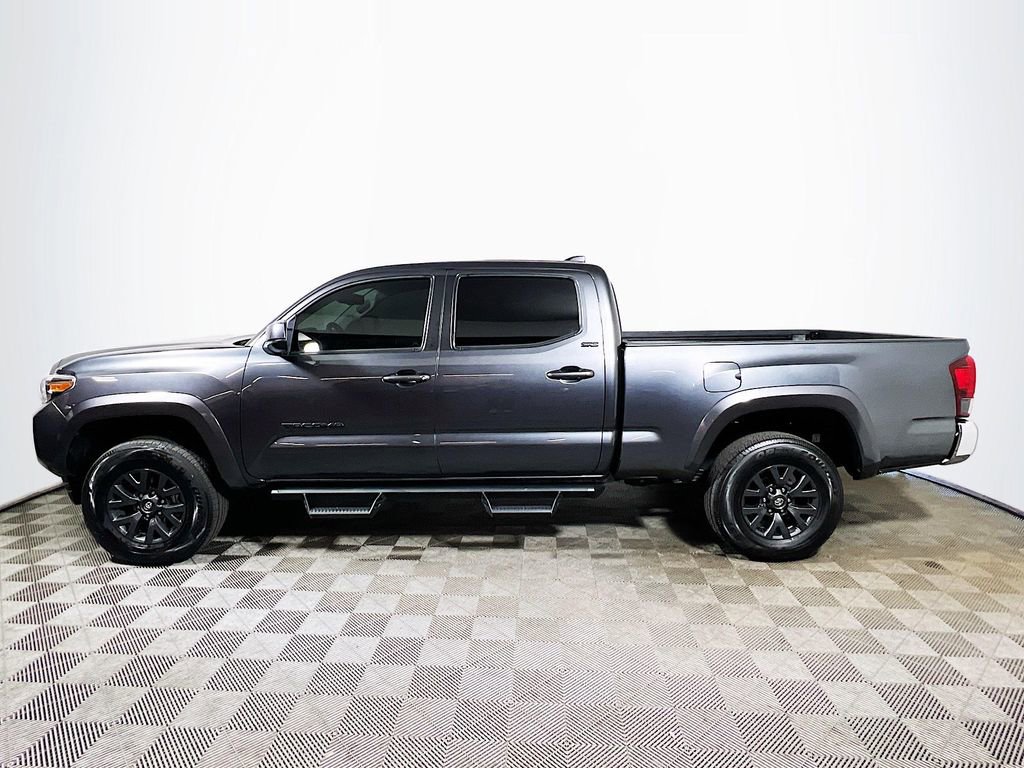 Certified 2023 Toyota Tacoma SR5 w/ Black Out Package (TMS) AWD/4WD image 5