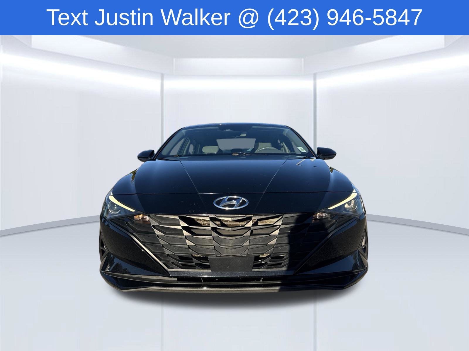 Used 2021 Hyundai Elantra SEL w/ Convenience Package FWD image 2