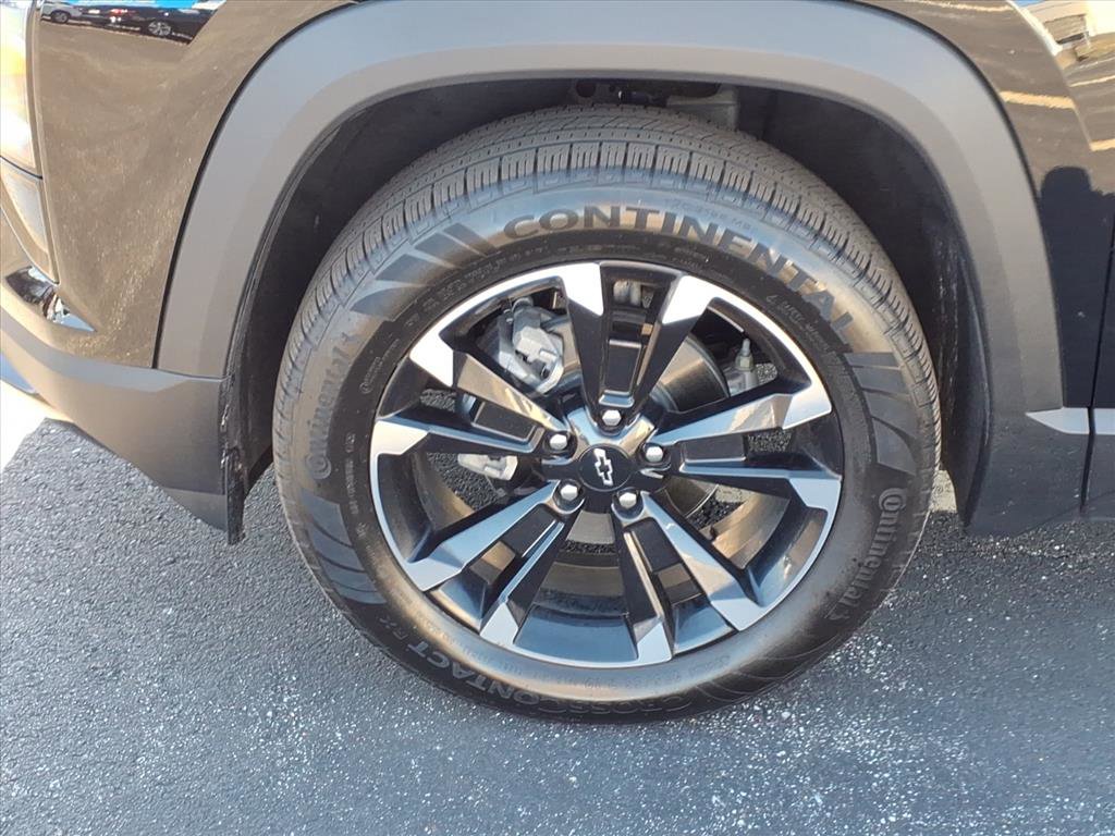 Used 2025 Chevrolet Equinox RS w/ Convenience Package III image 30