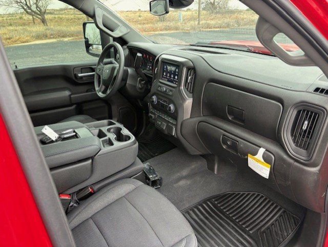 Used 2025 Chevrolet Silverado 2500 Custom w/ Custom Value Package image 19
