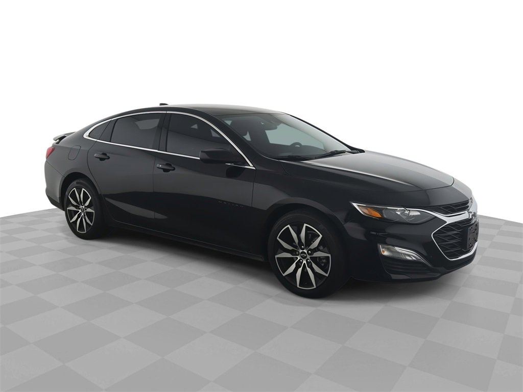 Used 2025 Chevrolet Malibu RS