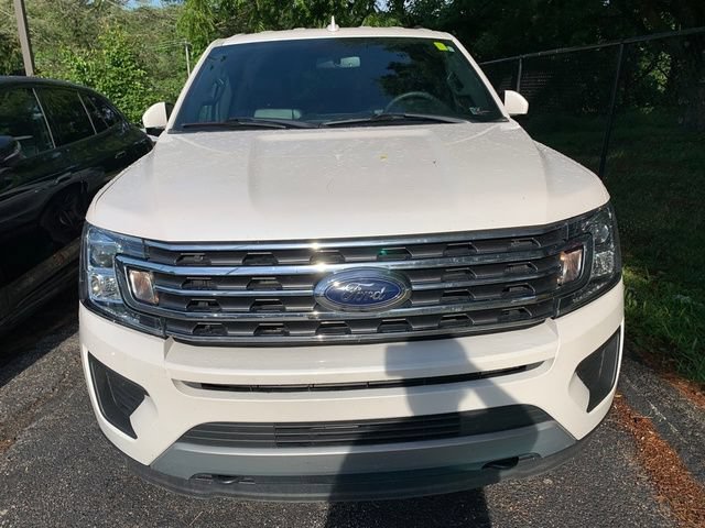 Used 2019 Ford Expedition XLT w/ Equipment Group 202A AWD/4WD image 10