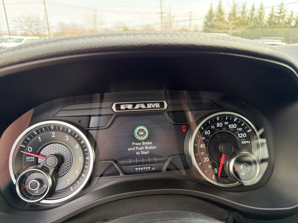 Used 2019 RAM 1500 Laramie AWD/4WD image 8