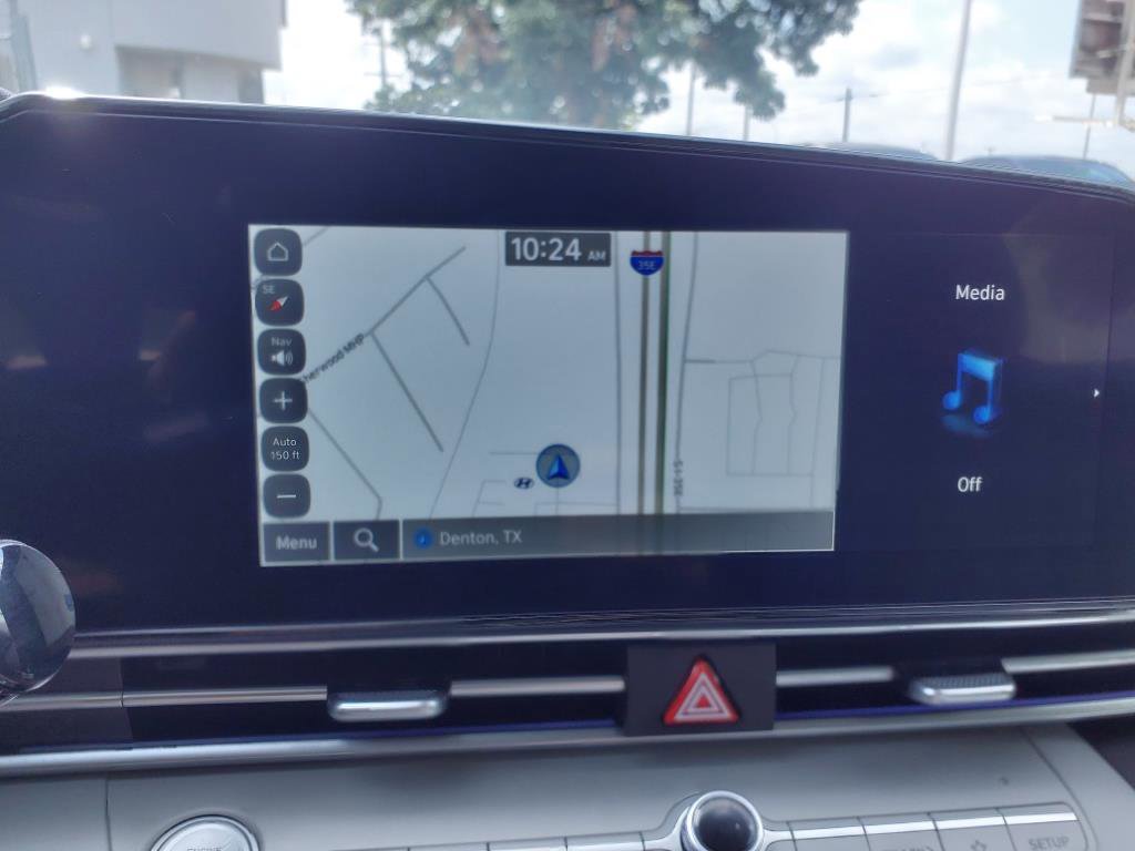 Certified 2024 Hyundai Elantra Limited image 6