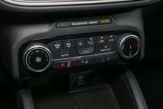Used 2022 Ford Escape SE w/ Cold Weather Package AWD/4WD image 24