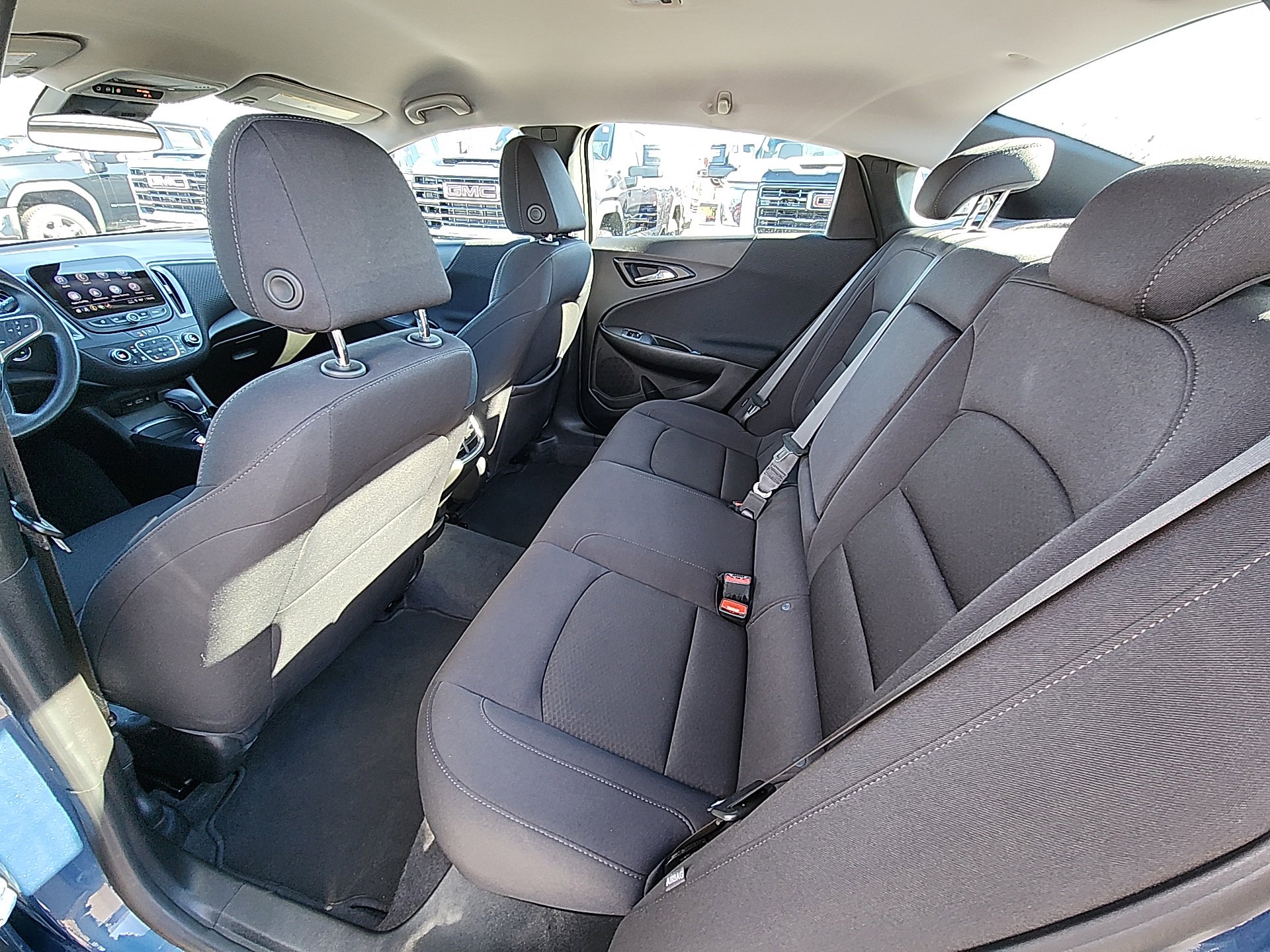 Used 2024 Chevrolet Malibu LT image 28