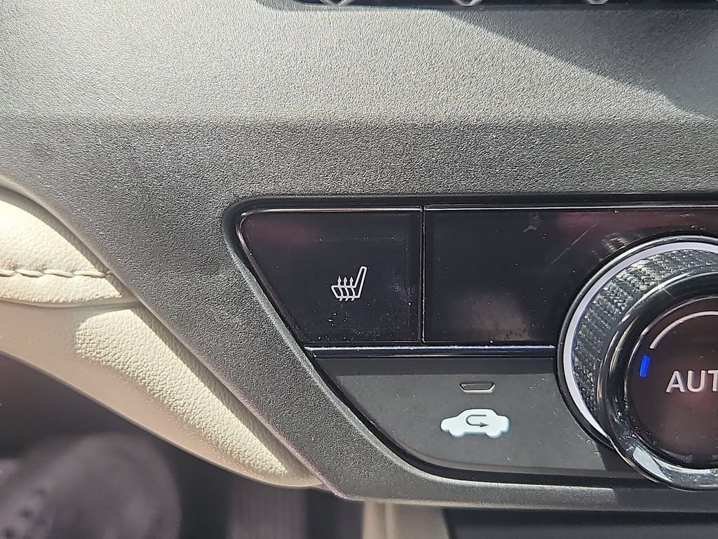 Certified 2023 Honda Accord EX image 18