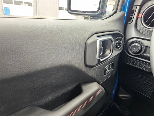 New 2025 Jeep Wrangler Unlimited Rubicon image 27