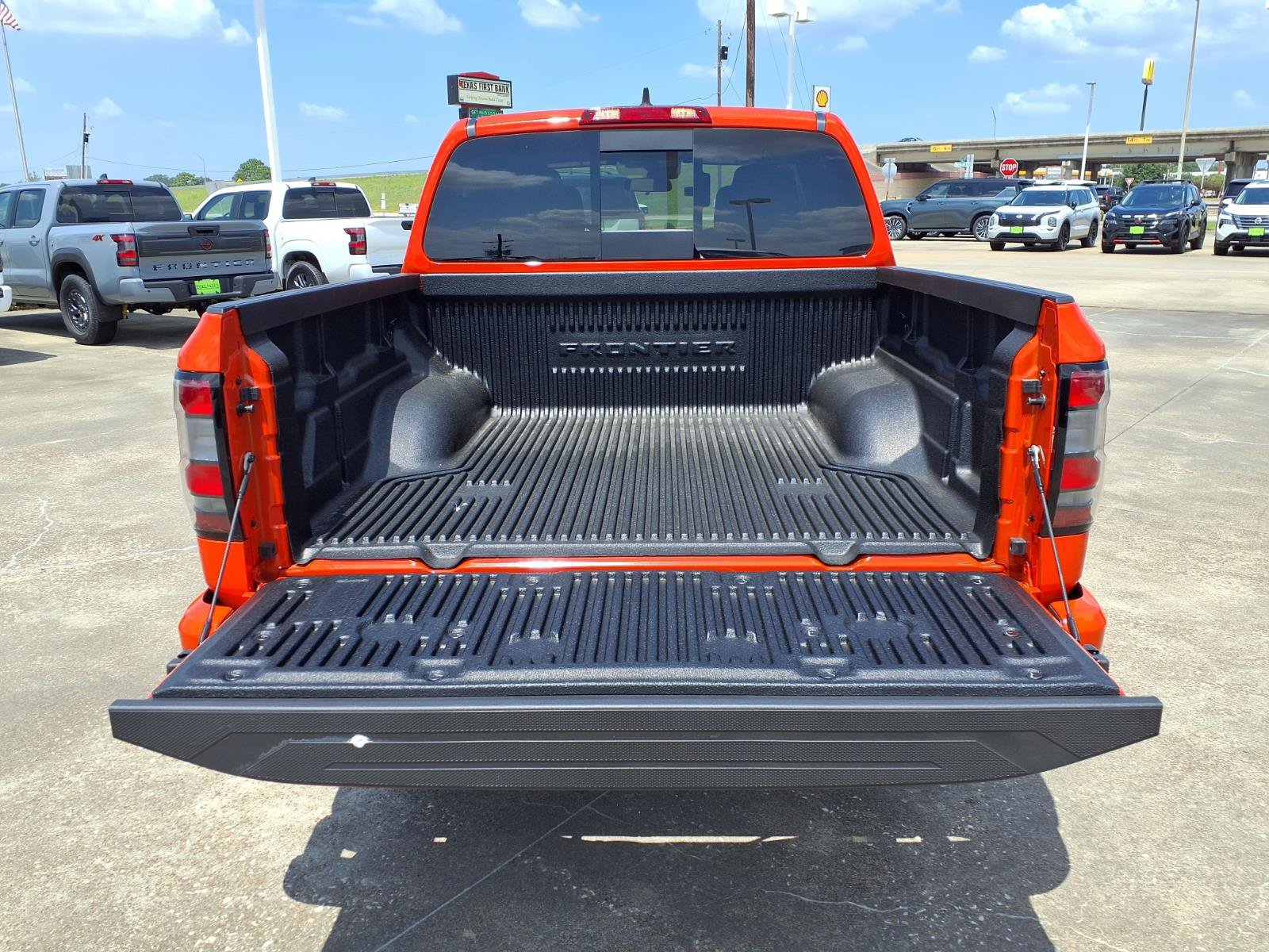 New 2026 Nissan Frontier Pro-X w/ Tow Package RWD image 5