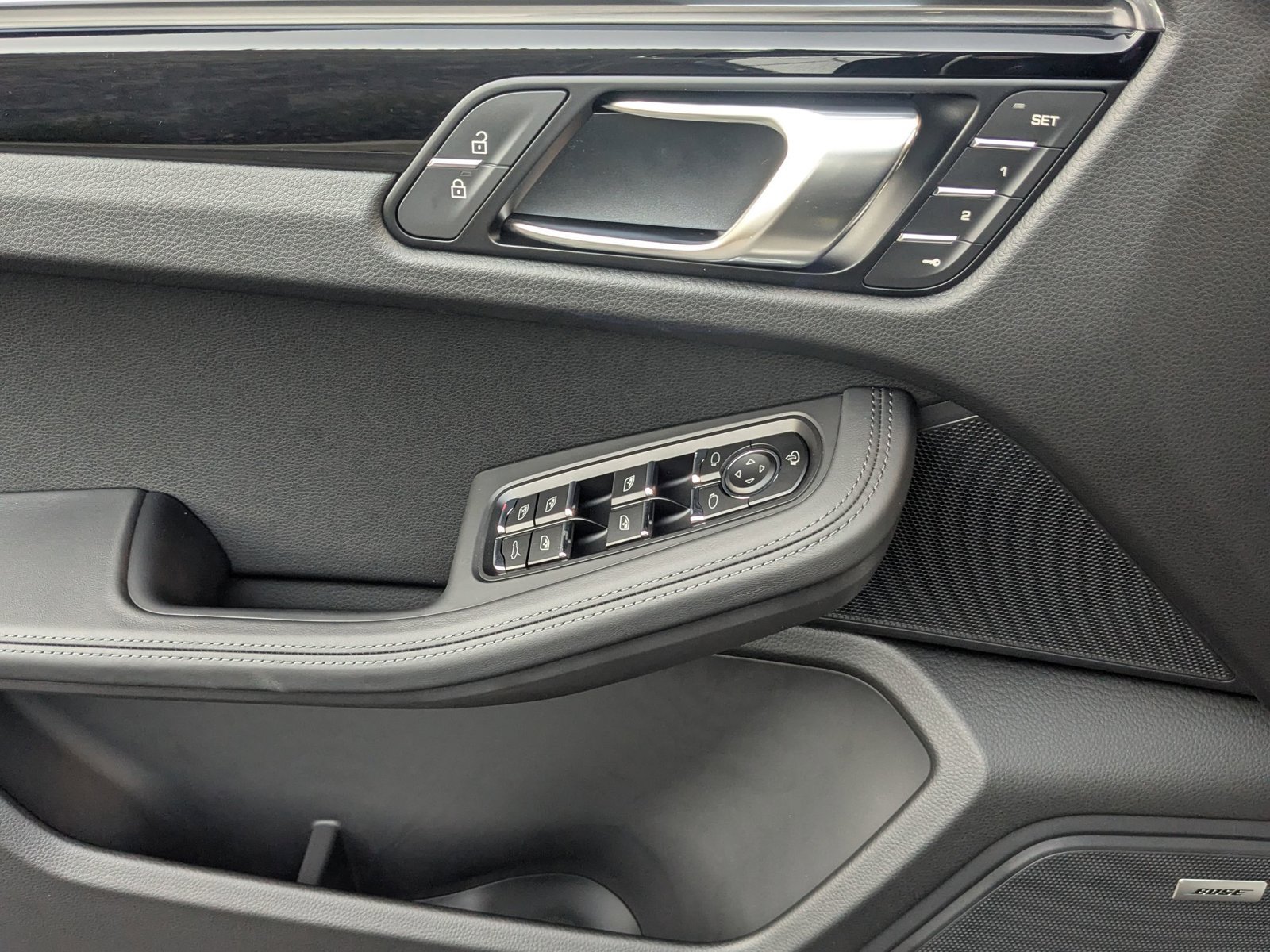 Certified 2026 Porsche Macan S AWD/4WD image 13