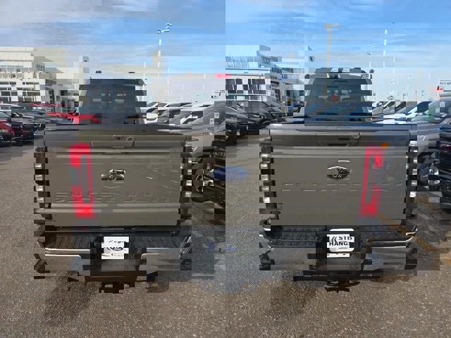 New 2026 Ford F250 Lariat w/ Lariat Ultimate Package image 4