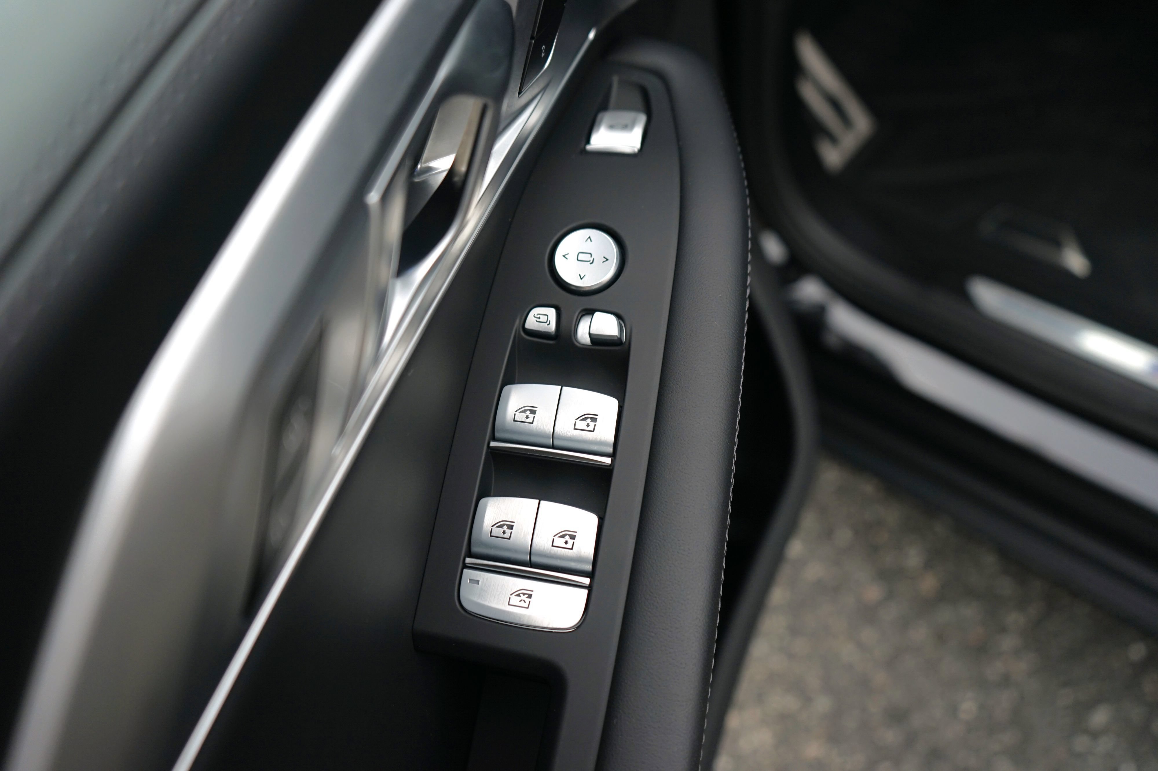 Used 2023 BMW XM AWD/4WD image 14