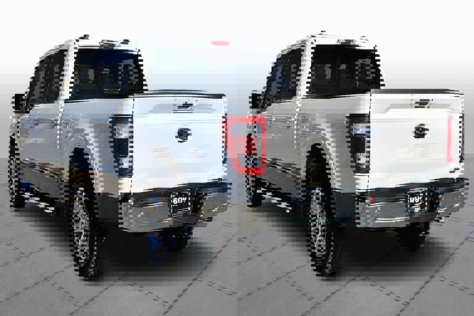 Used 2022 Ford F150 Lariat w/ Equipment Group 502A High image 12