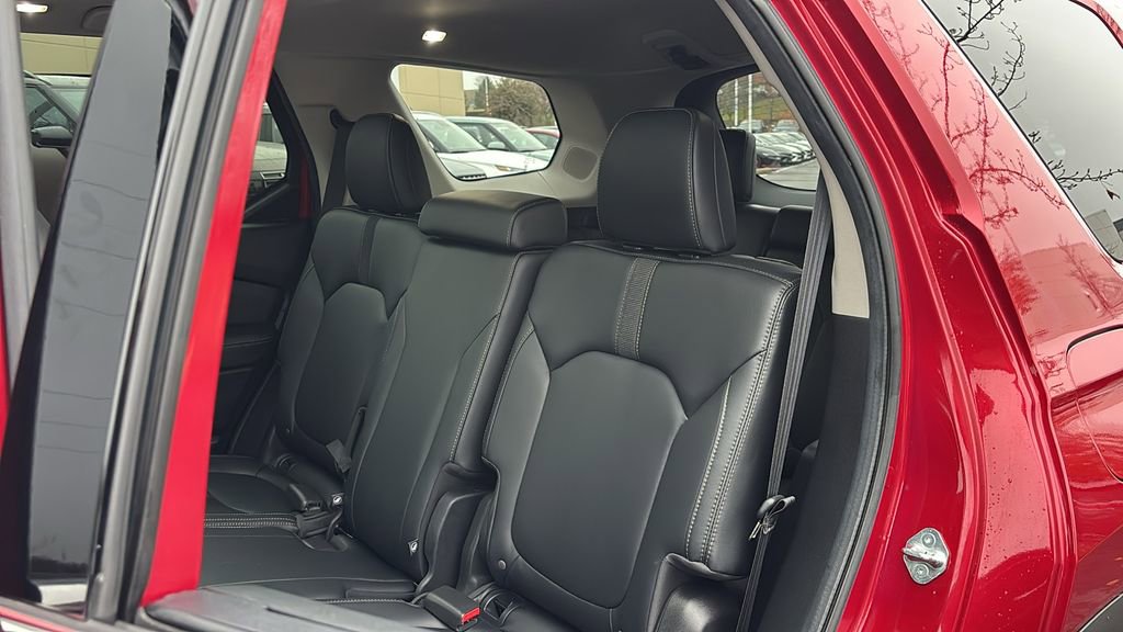 Certified 2023 Honda Pilot Touring image 27