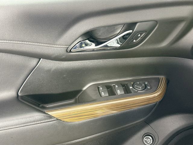 Used 2020 GMC Acadia SLE w/ Driver Convenience Package image 24