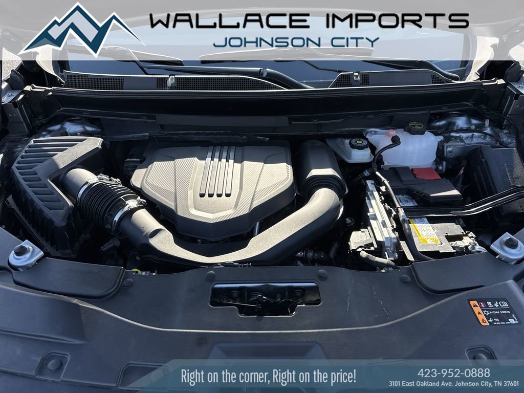 Used 2024 GMC Acadia AT4 w/ Super Cruise Package image 47