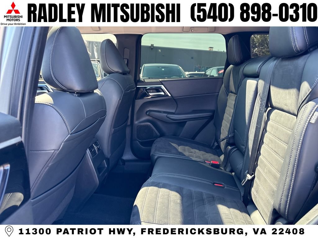 Used 2023 Mitsubishi Outlander SE FWD image 12