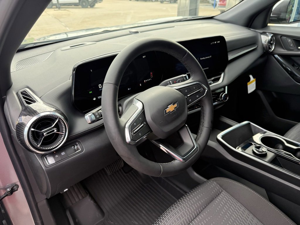 New 2026 Chevrolet Equinox LT w/ LPO, Floor Liner Package image 7