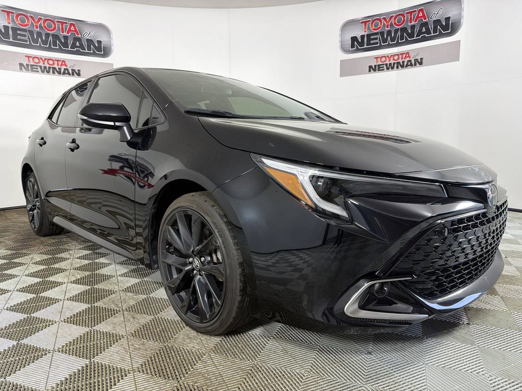 Used 2025 Toyota Corolla XSE image 1