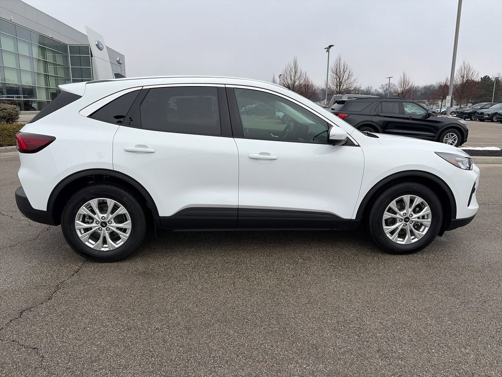 Used 2023 Ford Escape Active w/ Tech Pack #2 image 8
