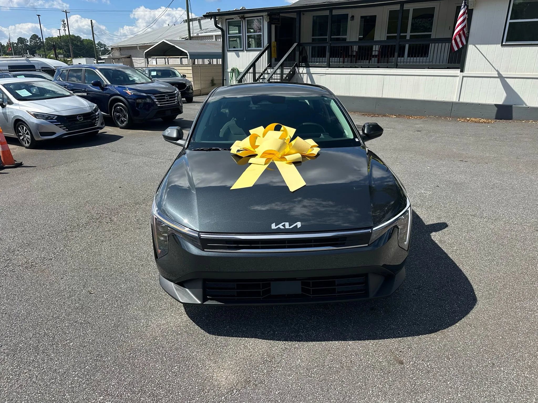 Used 2025 Kia K4 image 4