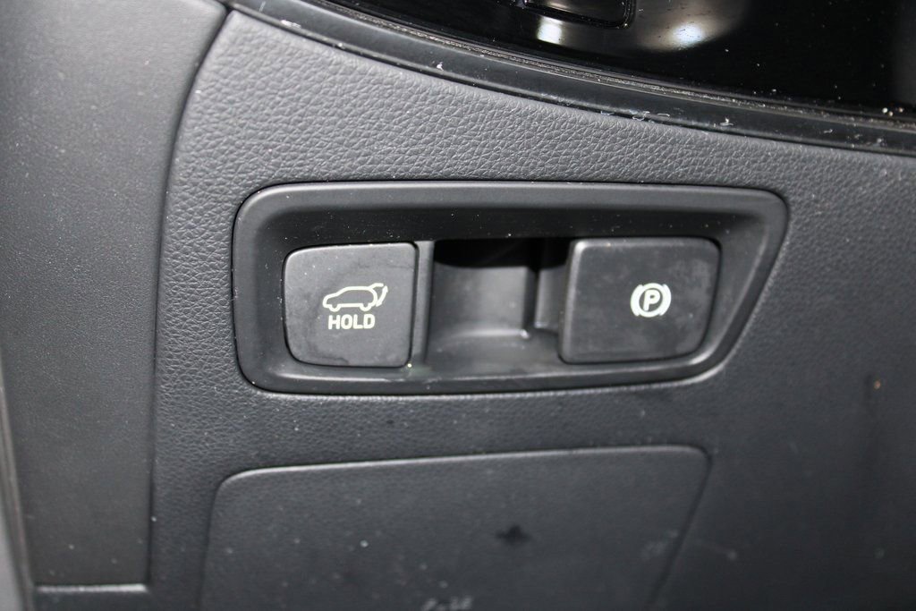 Used 2023 Genesis GV70 2.5T w/ Select Package image 11