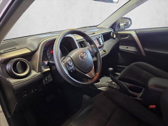 Used 2015 Toyota RAV4 XLE AWD/4WD image 9
