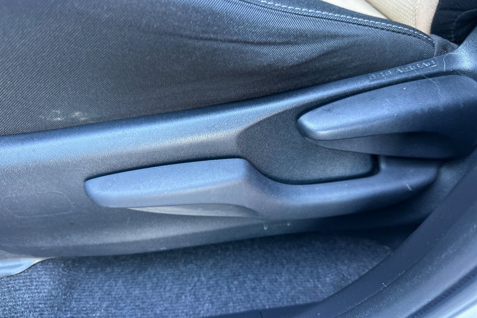 Used 2016 Toyota RAV4 XLE image 14