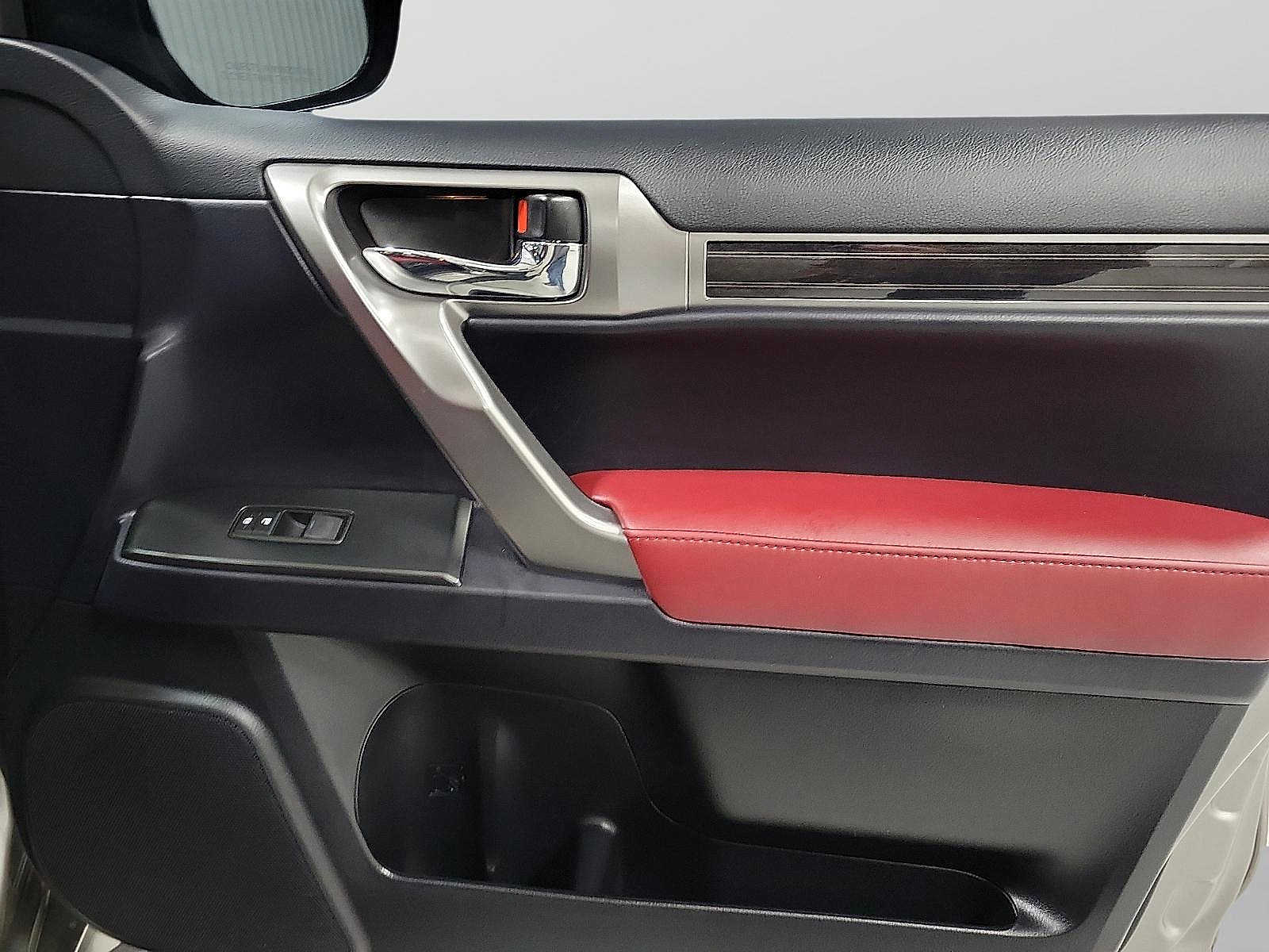 Used 2023 Lexus GX 460 Premium w/ Premium Package image 16