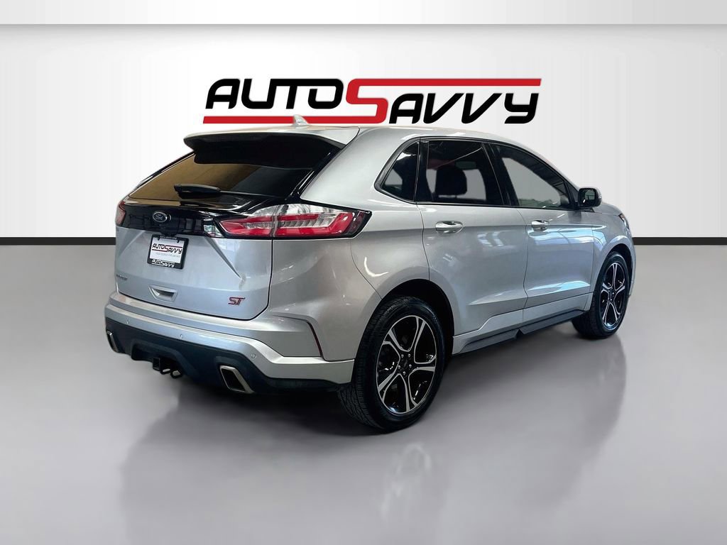 Used 2019 Ford Edge ST w/ Cold Weather Package AWD/4WD image 7