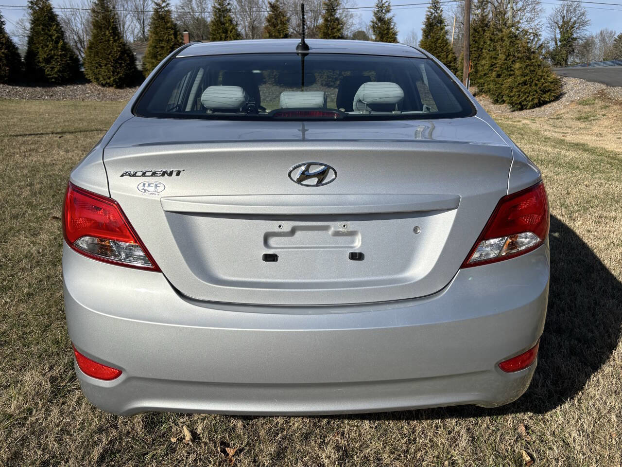 Used 2017 Hyundai Accent SE image 3