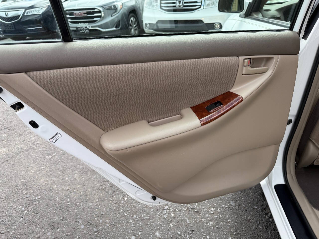 Used 2005 Toyota Corolla LE FWD image 23