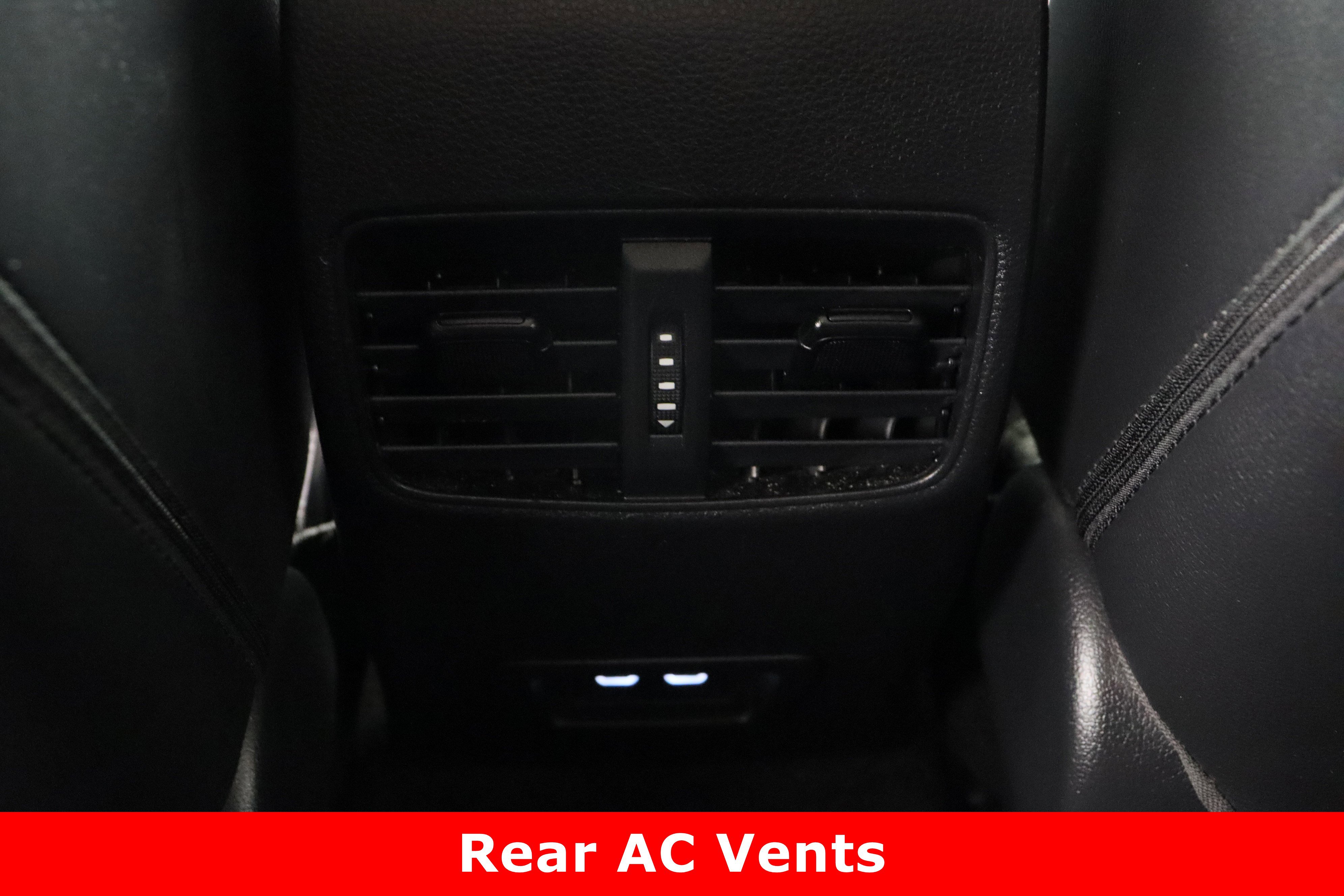 Certified 2024 Toyota Corolla Cross XLE image 30