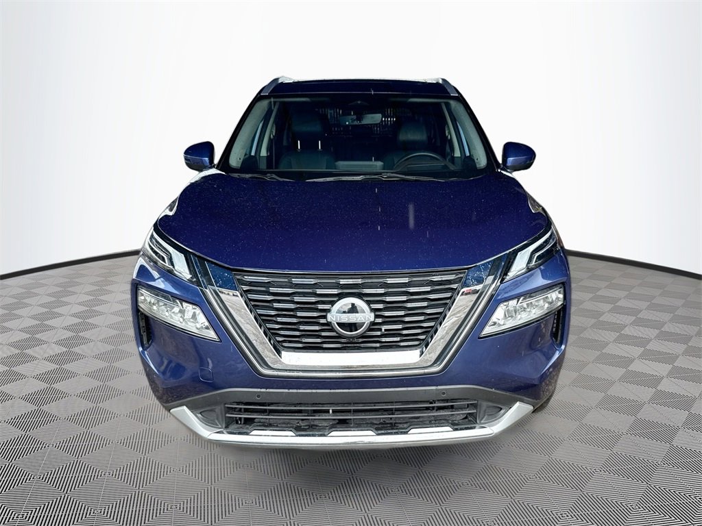 Used 2023 Nissan Rogue Platinum w/ Platinum Premium Package image 2