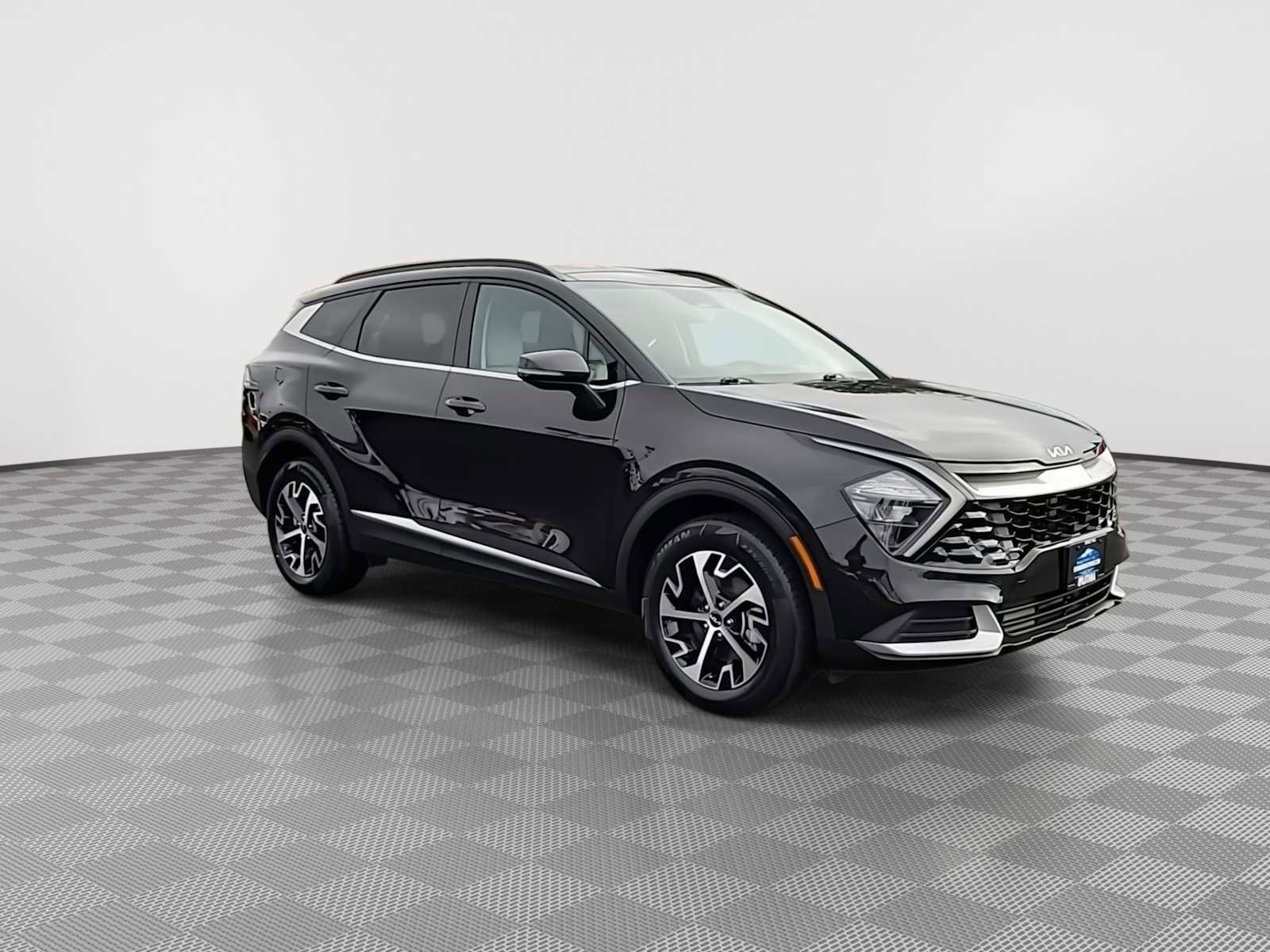 Used 2023 Kia Sportage EX w/ EX Premium Package image 2