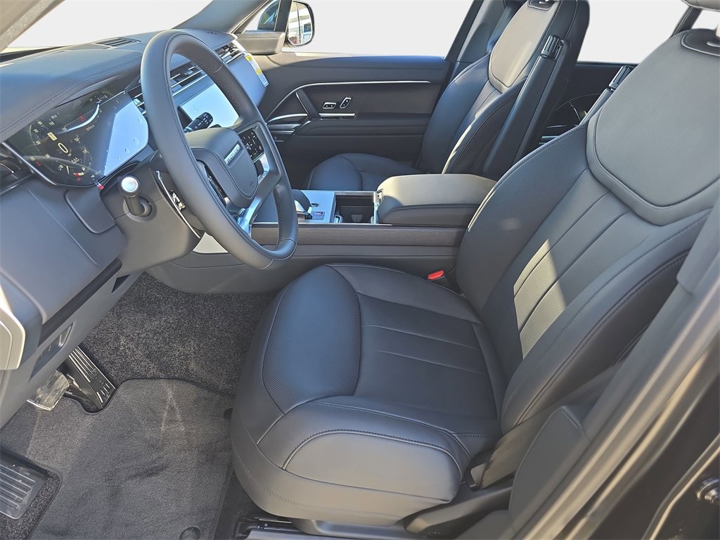 New 2026 Land Rover Range Rover SE image 16