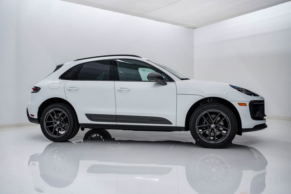 New 2026 Porsche Macan Turbo image 9