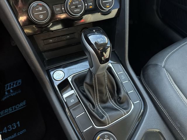 Used 2024 Volkswagen Taos SE w/ Panoramic Sunroof Package AWD/4WD image 15