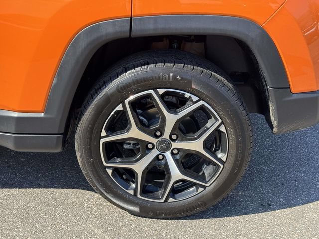 Used 2026 Jeep Compass Limited AWD/4WD image 17