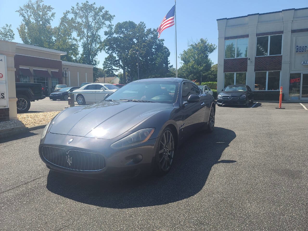 Used 2010 Maserati GranTurismo Coupe RWD image 3