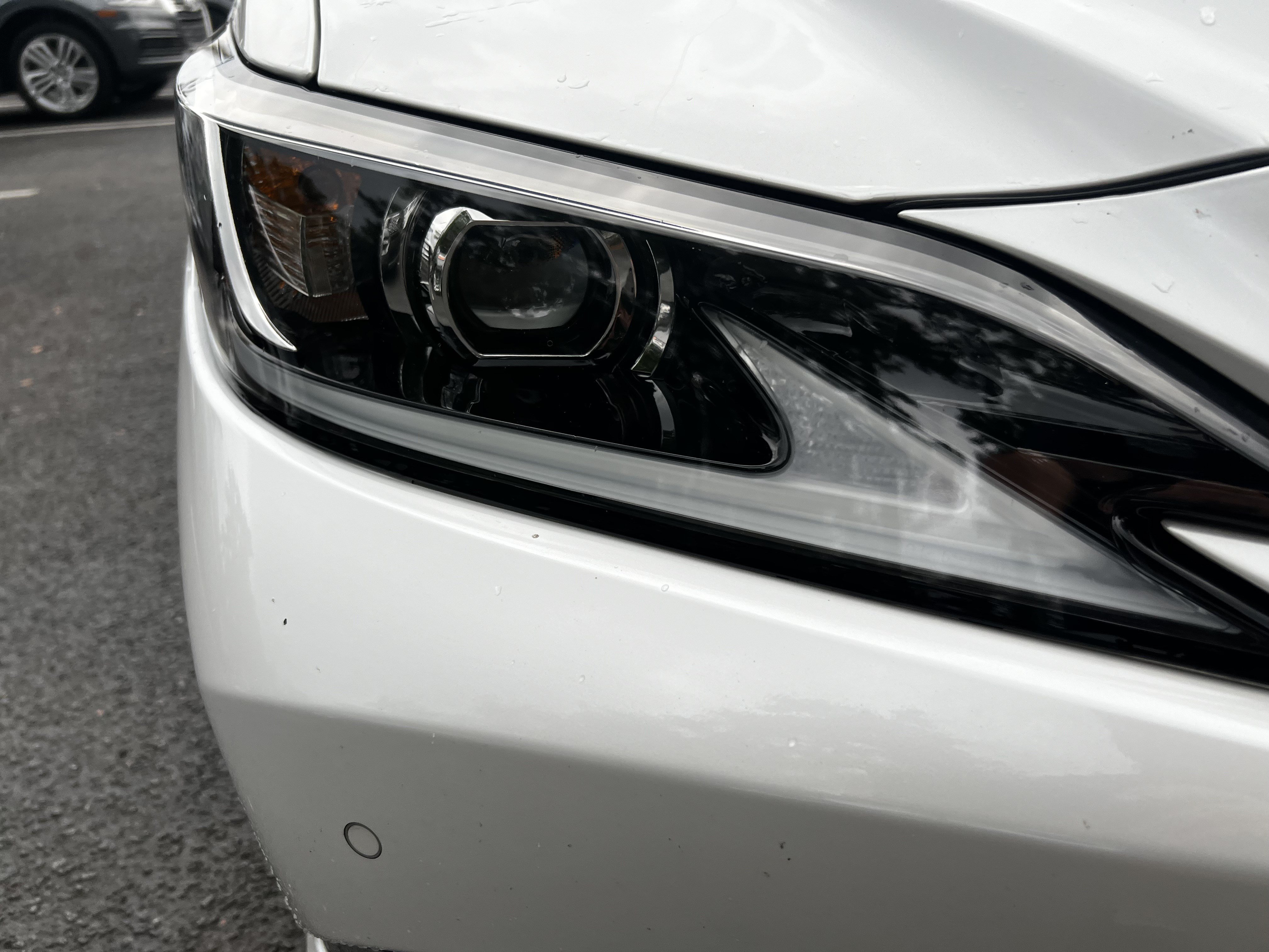 Used 2023 Lexus ES 350 w/ Premium Package FWD image 12