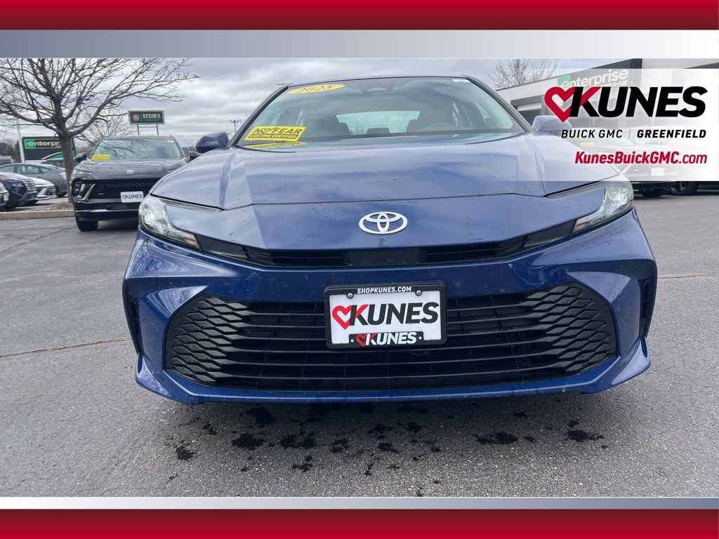 Used 2025 Toyota Camry LE image 14