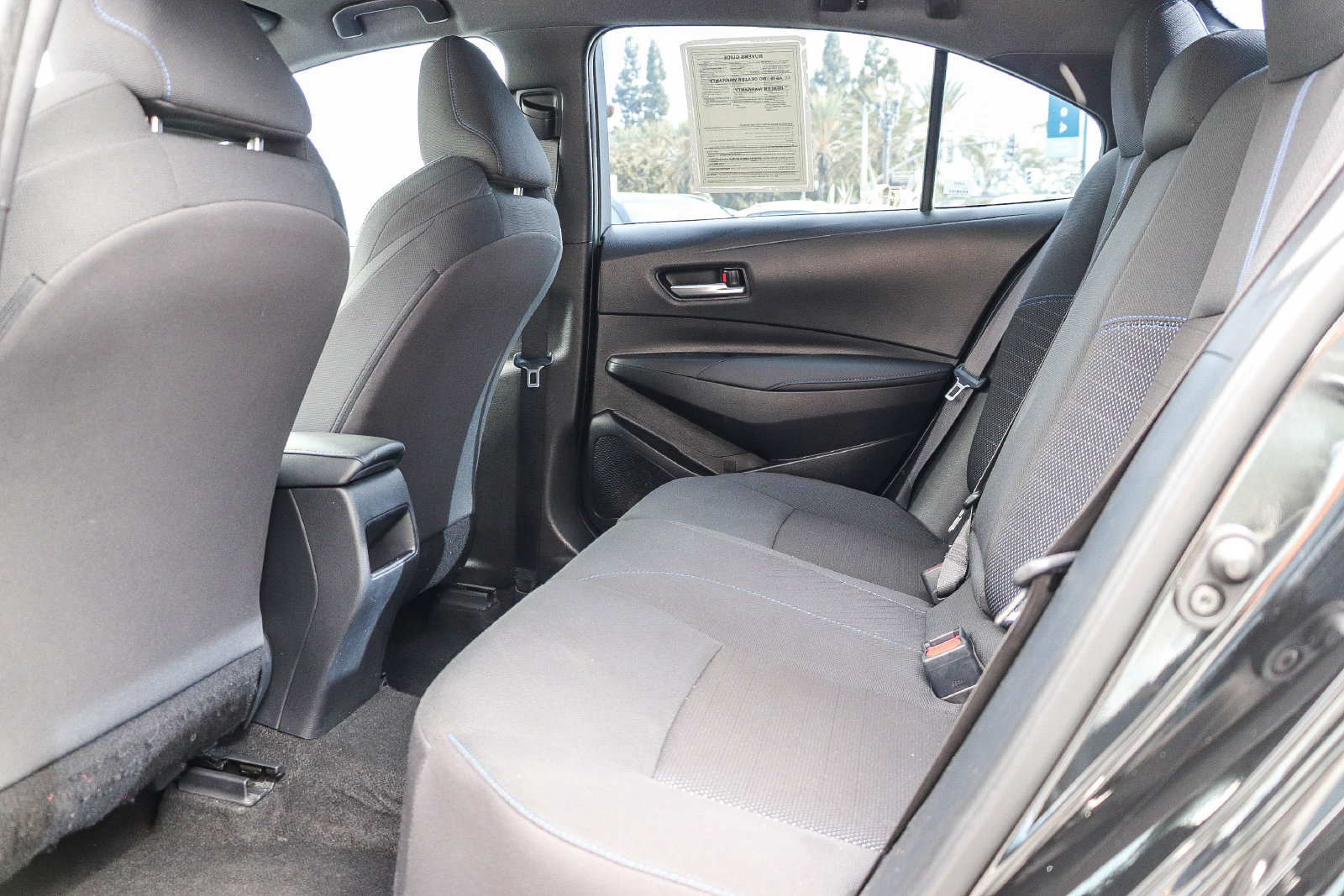 Used 2022 Toyota Corolla SE w/ Carpet Mat Package (TMS) FWD image 19