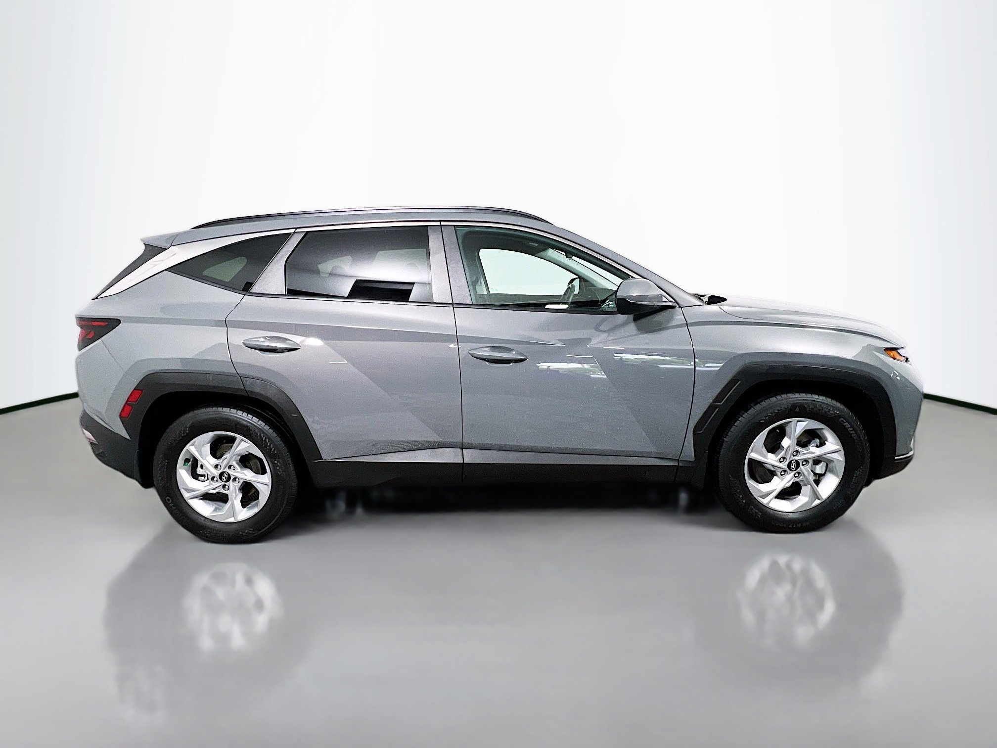 Used 2024 Hyundai Tucson SEL image 3
